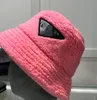 Designer Pelz Eimer Hut Kappe für Frauen Winter Neue Mode Dicke Warme Damen Ski Fischer Hüte Kappen Ohr Wärmer schwarz Rosa Weiß