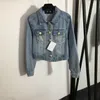 Kvinnors vintage lejon knapp denim jackor mode hösttvätt blå en knapp outwear kvinnor motorcykelfickor jacka kvinna kläder