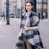 Écharpes Écharpe Femmes Automne et Hiver Coréen Polyvalent Plissé Plaid Étudiant Cou Bavoir Mâle Imitation Cachemire Châle Thermique 231007