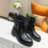 Luxury Women Desert Boots Leather Winter Ankle Boot Fashion Printing Half Anti-Slip Platform Casual Shoes Rhinestone bootie Sneakers