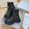 Cool Brand Women Lace Up Boot Triomphe ضخمة من جلد العجل الأسود بني بني أحذية Lug Sole Lady Winter Motorcycle Booties Footwear Walking EU35-40