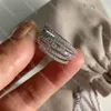 Anelli di design con anelli di diamanti da donna di lusso per donne Anello di fidanzamento Lady Wedding Gioielli squisiti di alta qualità