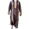 メンズカジュアルシャツイスラム教徒の男性ローブストライププリントフード付き長袖ラペル男性伝統的な服プラスサイズルーズカフタン189S