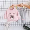 Conjuntos de ropa Primavera Otoño Moda Bebé Niña Ropa Niños Lindo Casual Camiseta Pantalones 2 Unids / set Traje deportivo para niños pequeños Chándales para niños 231007