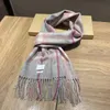 Luxus-Designer-Kaschmir-Schals für Damen, voller Buchstaben, bedruckter Schal, weich, warm, mit Anhängern, Herbst-Winter, lange Schals, Wollschals