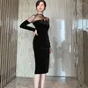 Casual klänningar 2023 kvinnor svart långärmad stativ krage sammet klänning vår bodycon mesh lapptäcke blyerts kontor elegant parti