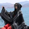 Halsdukar Fashion Hooded Shawl Womens Outdoor Style and Travel Cloak Love Warm Coat mångsidig halsduk 231007