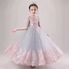 Nouvelles robes de fille florale 3D Long Train Ruffles Flowers Flowers Flowers Tutu Vintage Petites robes pour bébé pour communion Boho Wedding Birthday Party Special Ocn Robe