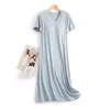 女性用スリープウェアサマーモーダル半袖女性眠っている長いドレスゆるい家の家のナイトガウンvネックナイトウェアナイトシャツ