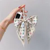 Keychains Creative Elegant Big Bow Silk Scarf Keychain Kvinnor Ryggsäck Tygväska Pendant Söt biltangent Keyring Fashion Key Ring Chain for Girls