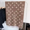 Designer halsduk för kvinnor kashmir vinter halsdukar lång storlek manlig varmare kvinnors tryck V -bokstav Cashmere Tassel Designers halsdukar presenthuvud halsduk