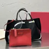 Klassisk Tote Shopping Bag Rivet Handväskor Purse äkta läder Fashion Letters Zipper små plånböcker stora kapacitetsfickor flera färger