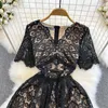 Robes de soirée Jeune Gee Summer Slim Dentelle Crochet Floral Robe noire Femme Col V Chic Taille haute Fluffy Blanc Robes de Mujer