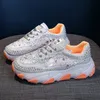 Kvinnor Rinnande skor Diamond Breattable Mesh Fashion Jelly Tjock Soled Hållbara bekväma promenadtränare Sneakers 36-40