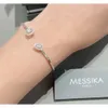 Bracelet Messis Designer De Luxe Mode Femmes S925 Argent Sterling Carré Diamant Goutte D'eau Diamant Asymétrique Ouvert Bracelet Mode Simple Et Polyvalente