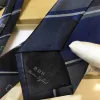 2023 Designer Business Mens Silk Scyk Ties Slim wąska litera Jacquard Tkane krawat