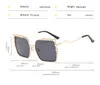 Lyxiga solglasögon pärla dekoration kvinnor mode nyanser uv400 lady's vintage designer solglasögon