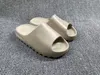 أحذية Slippers Sandals Slides Slides Sliders Sliders Slider Mens Dhgate Fashion Shoe with Box Bone White Resin Sand Men Womens with us15 us15