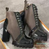 秋の冬の粗いかかとデザイナー女性靴マーティンデザートブーツハイヒールアンクルブーツヴィンテージプリントテキスタイルクラシックプラットフォームアンクルブーツボックス付き