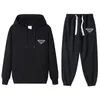 Mens Tracksuit Designer Hoodie and Pants Set Basketball Street Wear Sweatshirt sportkläder märke bomullsmaterial stickat tvådelar set europeiska och amerikanska storlekar