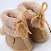 Första vandrare vinter snö baby stövlar födda småbarn varma flickor pojkar skor mjuka ensamma fluffbollar tossor 231007