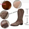 Stivali 2023 moda Cowgirl retrò occidentale grosso vintage comode scarpe casual classiche da donna a metà polpaccio per