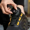 Säkerhetsskor DDP Lysande roterande spänne säkerhetsstövlar för män Arbeta sneakers andningsbara ståltåskor Säkerhetspunkterna Botas 231007