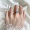 Solitaire Ring Real 925 Sterling Gümüş Kadınlar Meydanı Yuvarlak 1CT 2CT 3CT Brilliant Elmas Parmak Band Düğün Takı Hediyesi 231007