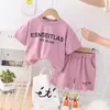 Kläder sätter barn sommar bomull baby pojkar flickor kläder sport t shirt brev shorts 2 st/set spädbarn fritid barn småbarnsspår