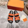 Designer sandals slippers Beach classic flat sandals Luxury summer fashion brand women's leather Flip-flops men woman slippers