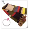 Tom Baker Scarf Mysterious Fourth Generation Doctor's Fourth Uncle Colorful Neckband med Hanging Tag Original Export Long and Short Style