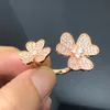 Vintage-Clusterringe Van Brand Schmetterlingsdiamantring Designer 18 Karat vergoldeter roter vierblättriger Kleeblatt-Charm-Ring für Frauen mit Box Partygeschenk
