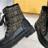 Yeni kızlar marka botları Martin Botlar Moda Botları Marka Logosu Motosiklet Botları ile Üst Sonbahar Kış Botları Shearling Deri Botlar Mektup Boot Up Boots