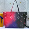 Icare Maxi Extra Large duffle bag Shopping Handbag Designer Handbag Curved Design Wallet Quilted Sheepskin Women's Diamond Checker Travel Bag Shoulder Bag