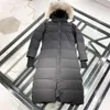 Cananda Goose Chaqueta de plumón canadiense para mujer Parkers de invierno de longitud media por encima de la rodilla con capucha gruesa y cálida abrigos de ganso para mujer 702686