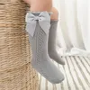 Barnstrumpor Summer Knee High Baby Girls Boys Bow Long Sock Soft Cotton Mesh Breattable Children Hollow Out Socken i 07 år 231007