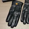 Winter Leder Fingerspitzenhandschuhe Fäustlinge für Radfahren Designer Männer Frauen Schaffell Fünf Finger Handschuhe Fäustlinge mit Box Paket