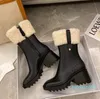 Beeled Fur High Women Heels High High Rain Boot مقاومة للماء من باطن Rubber Platform أحذية في الهواء الطلق في الهواء الطلق مصنع المصنع