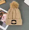 Fashion Designer Hats Knit Hat Ski Brand Bonnet High Quality Plaid Skull Hat Luxury Warm Cap