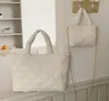 女性用の2枚のPC/セットキルティングトートバッグデザイナーウィークエンダーバッグライトナイロンパフパフのクロスボディショルダーバッグ旅行買い物客バッグ