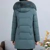 Trenchs de femmes d'âge moyen hiver longs parkas à capuche 2023 col en fausse fourrure vêtements femme veste élégante épaisse manteau rembourré chaud