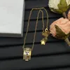 Collier de créateur en laiton, collier pendentif texture interlock en cristal, mode simple, saint-valentin, noël, cadeaux de haute qualité