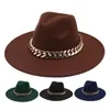 Berets 9,5 cm große Krempe Fedora Hut Party Frauen Filz mit luxuriöser übergroßer Kette Elegante britische Metal Jazz Hüte für Damen