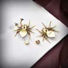 23SS Designer Black Spider Shape Boucles d'oreilles pour femmes Charm Bijoux Full Diamond Décoration Pendentifs d'oreille Y compris la boîte Cadeaux de vacances