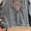 Kvinnors jackor denimjackorskvinnor 2023 Autumn Street Fashion Personlig geometrisk broderi patchpanel tvättad jacka