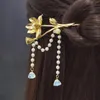Hårklipp gyllene pinne gaffel kinesiska tillbehör tofs metall hårnål vintage hanfu fest bun pärla flickor tiara smycken
