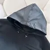 Highend Marka Tasarımcısı Hoodie Şık Naylon Cep Dikiş Tasarımı ABD Boyutu Hoodie Lüks Yüksek Kaliteli Erkek Günlük Siyah Hoodie