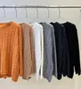Maglioni da donna 2023 Camicia con fondo lavorato a maglia da donna autunno e inverno con silhouette allentata multicolore a trecce