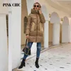 Trenchs de femmes Manteaux Rose Chic 2023 Manteau d'hiver Femmes Down Vestes Casual Collier de fourrure chaude à capuche Couture Longue Parkas à glissière Femme 8267