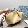 Дизайнерская женская сумка-тоут Сумка подмышки Модная сумка на плечо Сумка в форме полумесяца Сумка-мессенджер Сумка для пельменей Роскошная сумка-тоут Натуральная кожа Высочайшее качество